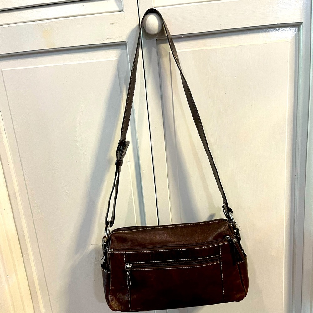 Gianni Bernini midsize, leather handbag, purse
